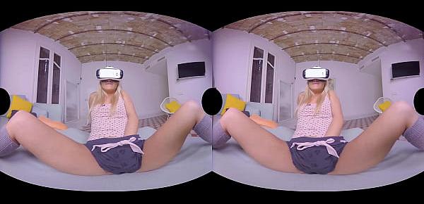  VirtualRealPorn.com - VR Girl